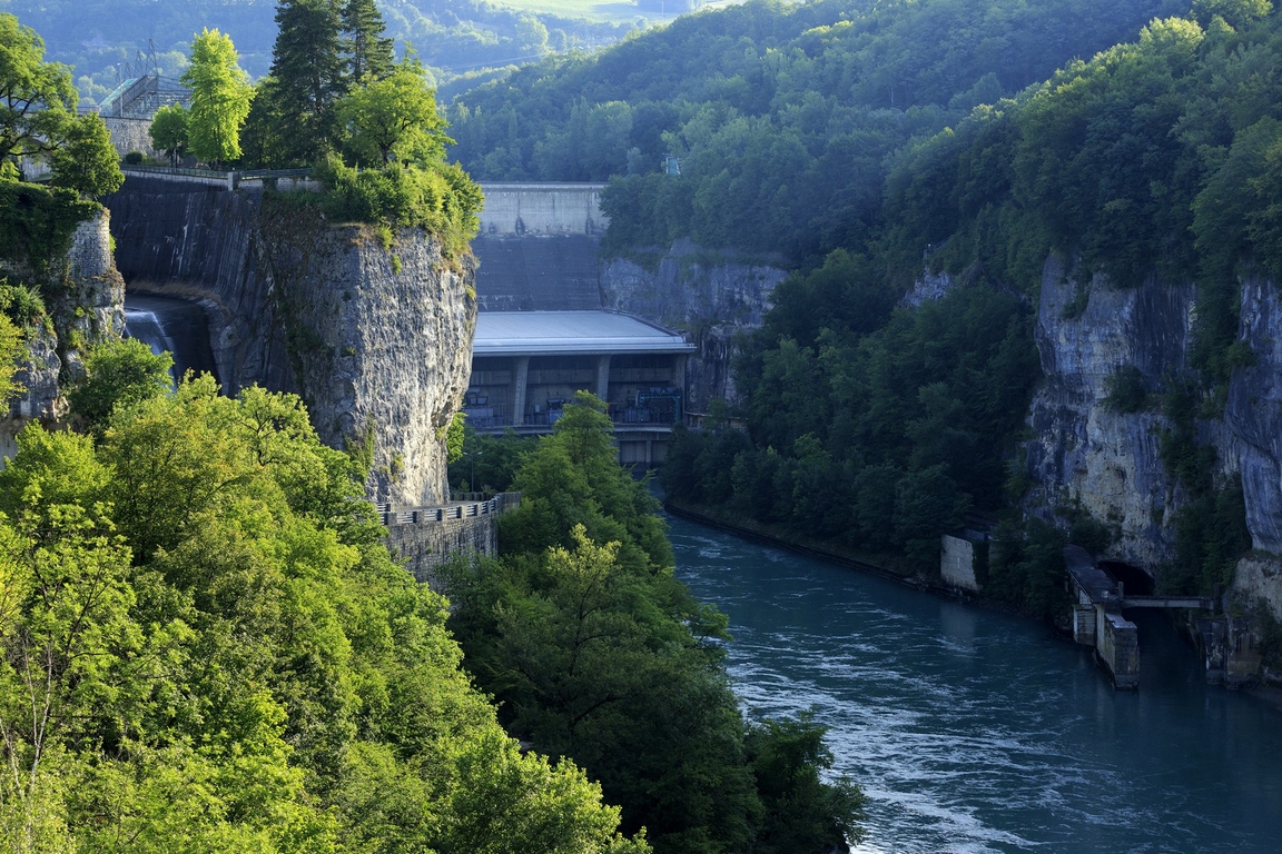 LE BARRAGE DE GÉNISSIAT & LE LAC GENIN
