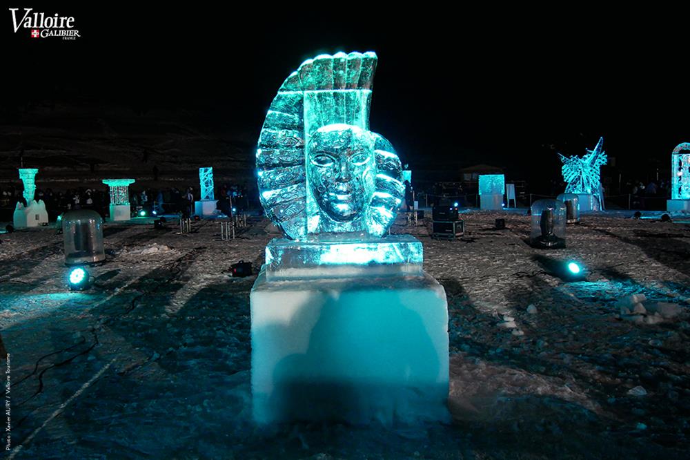 CONCOURS DE SCULPTURES SUR GLACE