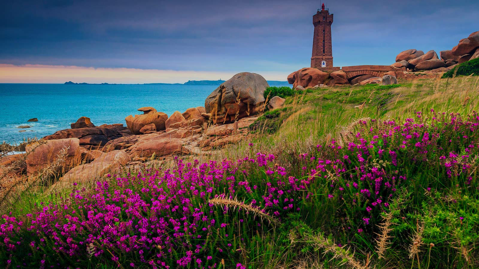 GRAND TOUR DE BRETAGNE