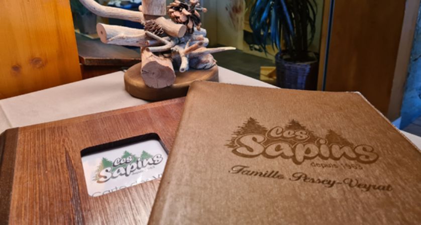 REPAS DE NOËL AU SAPINS - MANIGOD