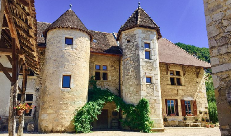 REPAS ANIMÉ AU CHÂTEAU DE VAREPPE