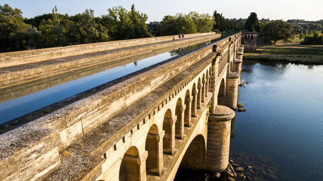 CARCASONNE ET LE CANAL DU MIDI